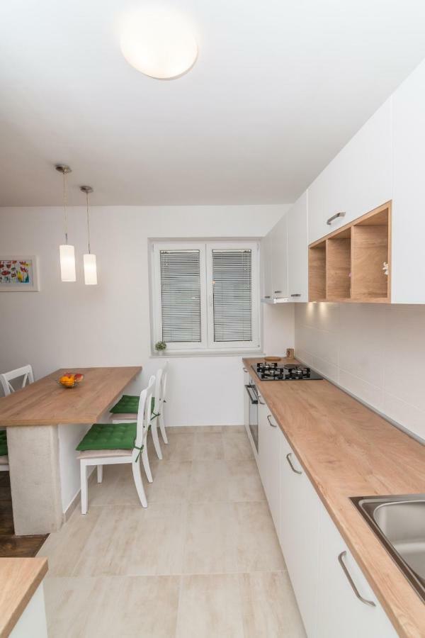 Apartment Bambi Mali Lošinj Extérieur photo